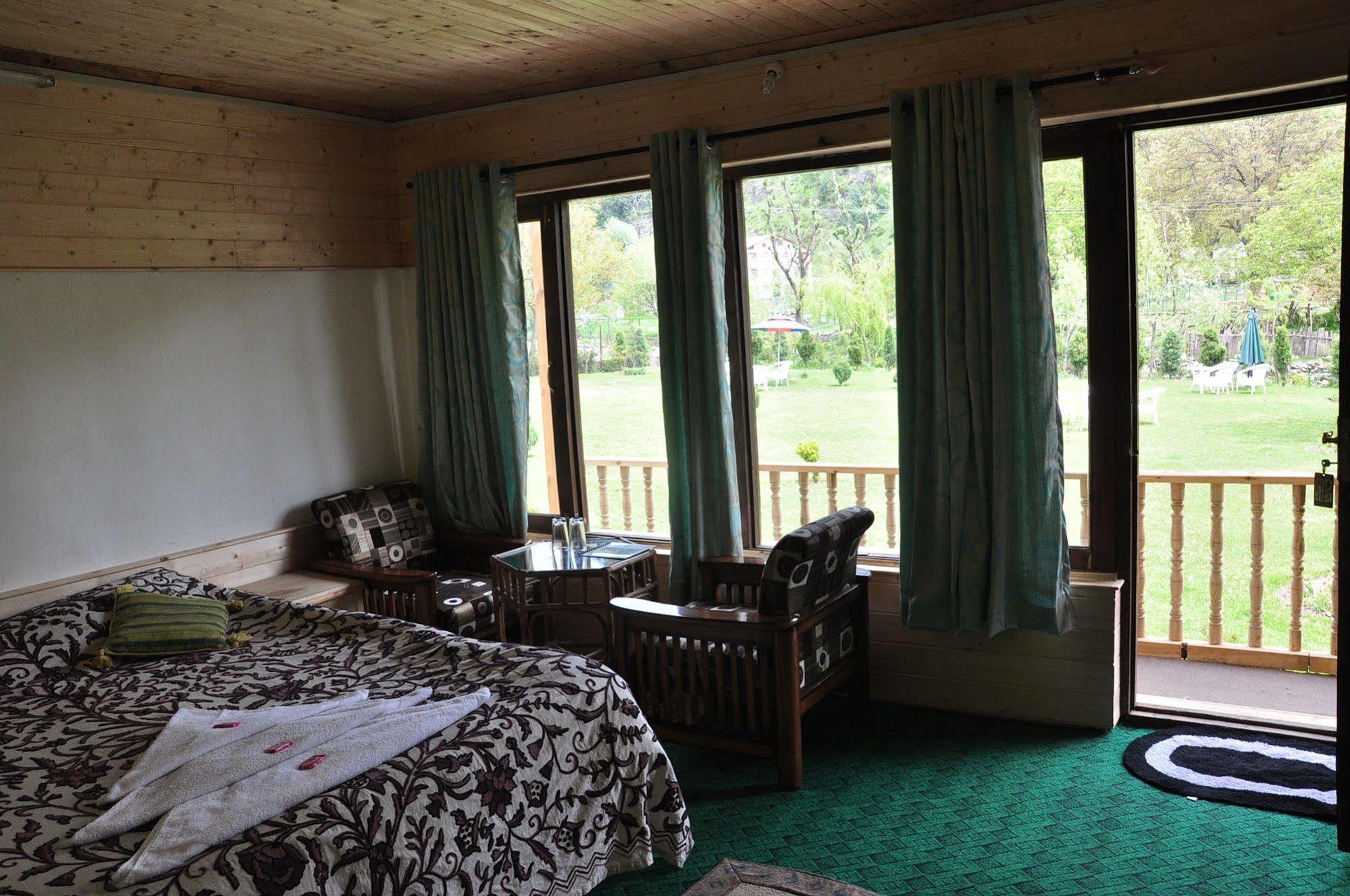 Hotel Himalaya House Pahalgām Zewnętrze zdjęcie